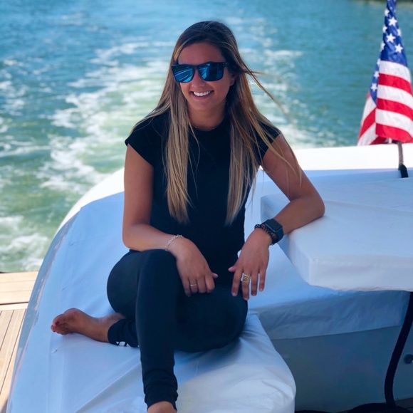 Meet your Posher, Steph - Picture 1 of 1